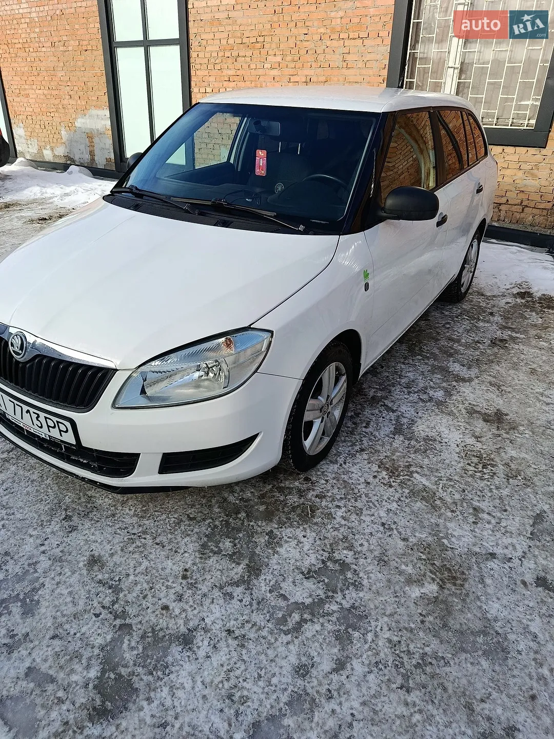 2011 Skoda Fabia - мініатюра 4