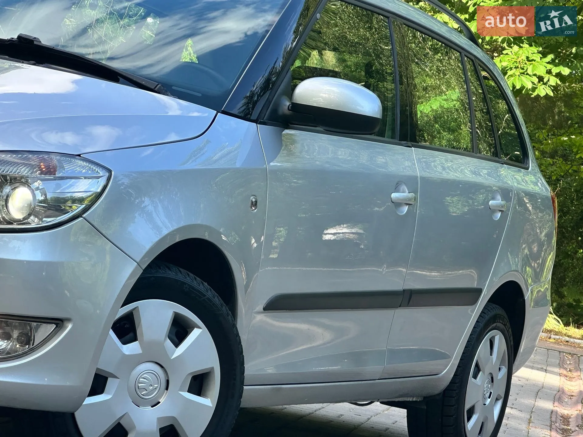 2010 Skoda Fabia - мініатюра 36