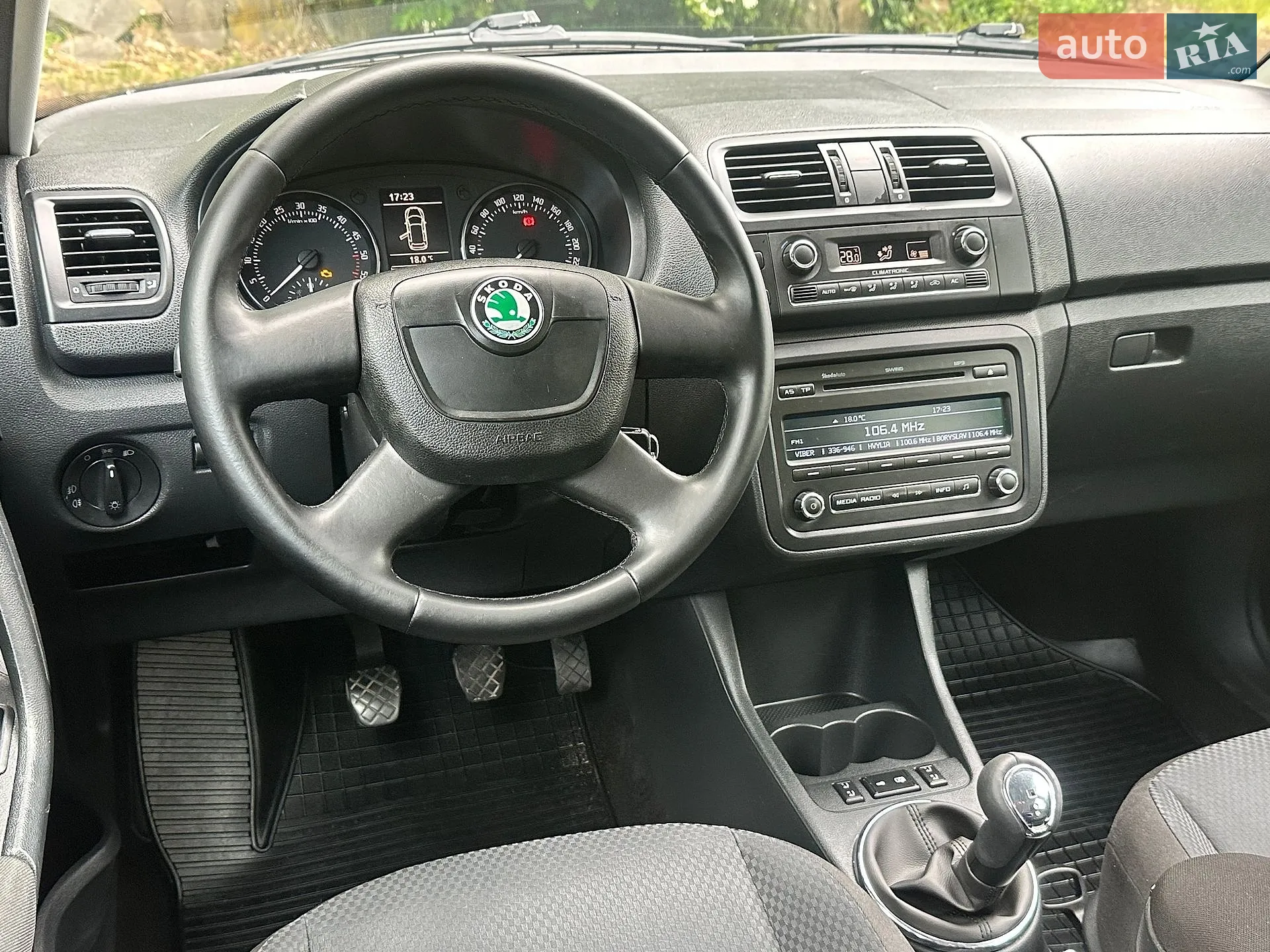 2010 Skoda Fabia - мініатюра 91
