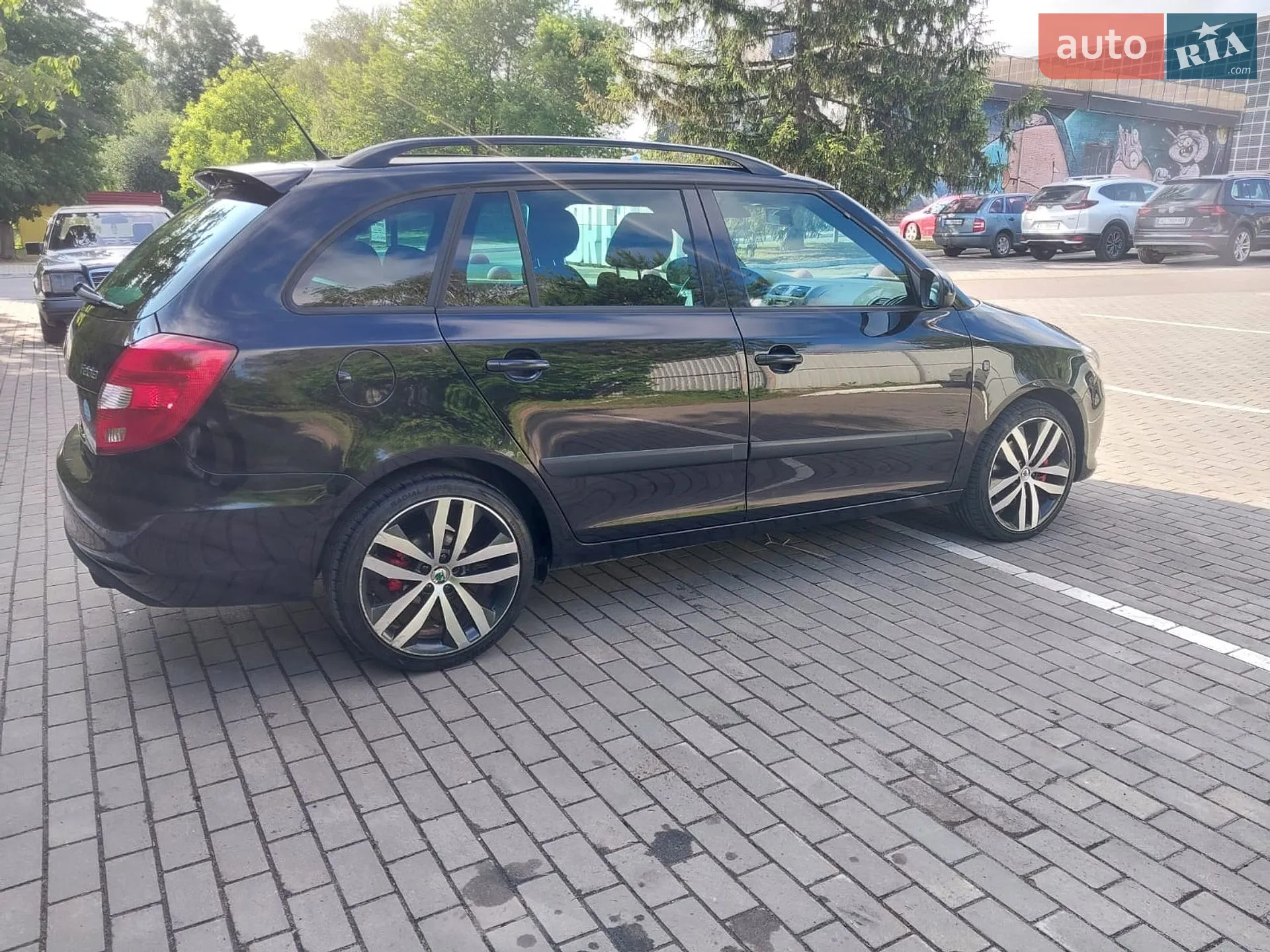 2010 Skoda Fabia - мініатюра 4
