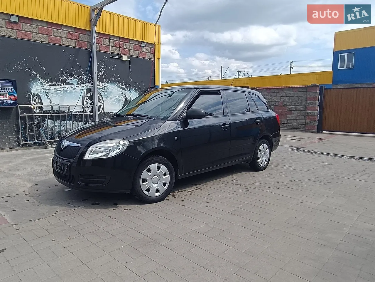 2010 Skoda Fabia - мініатюра 12