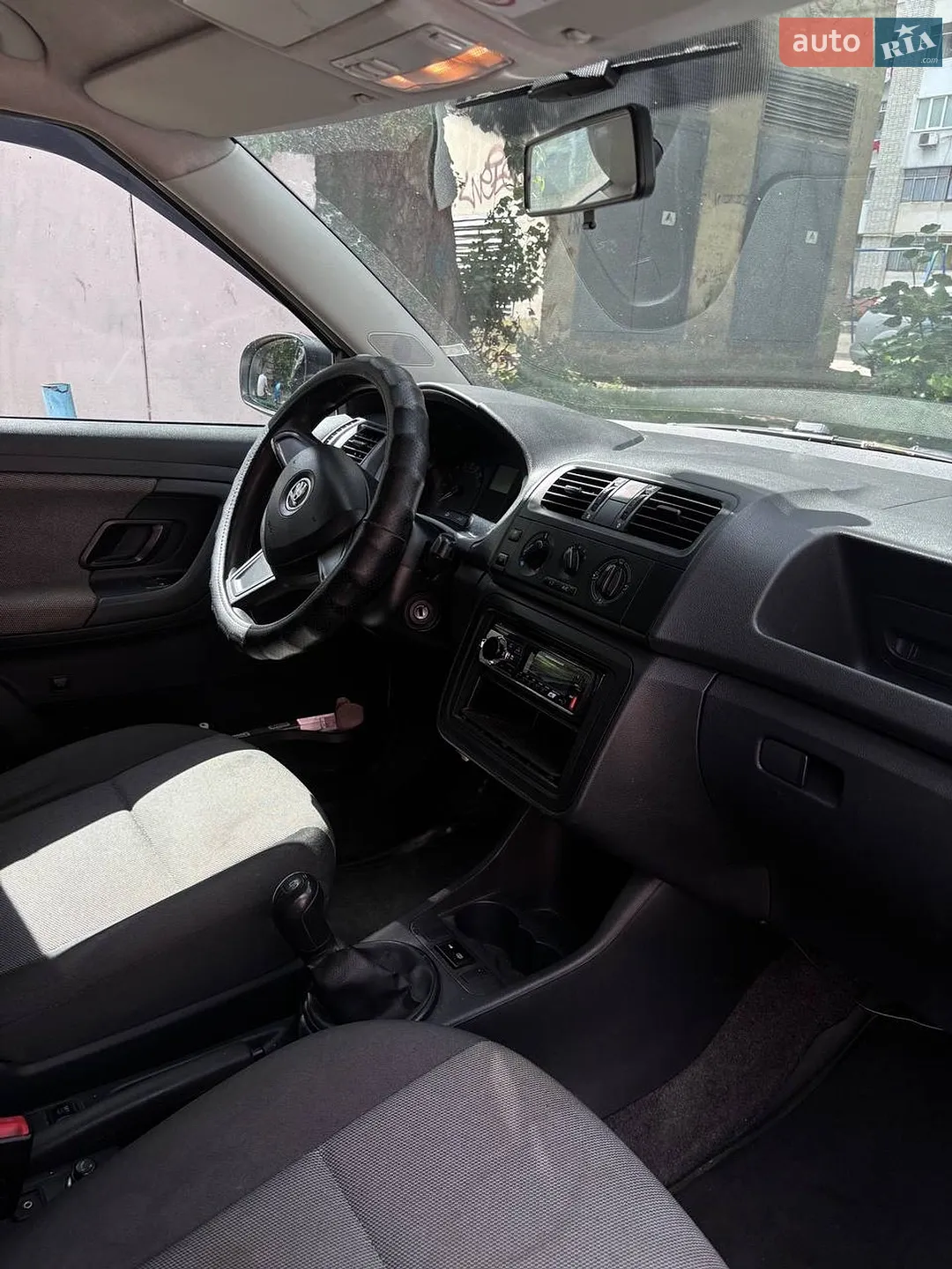 2014 Skoda Fabia - мініатюра 5