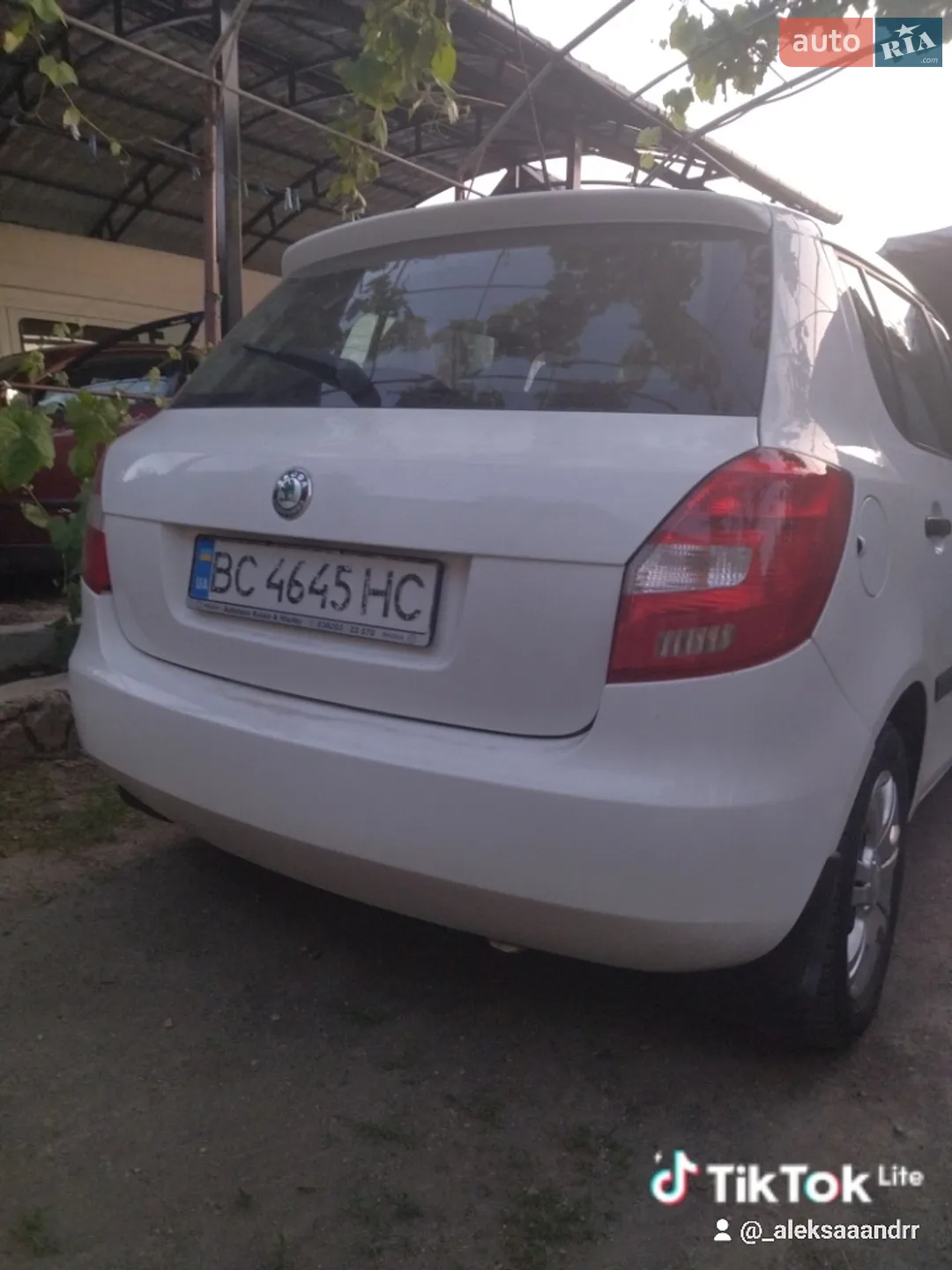 2010 Skoda Fabia - мініатюра 7