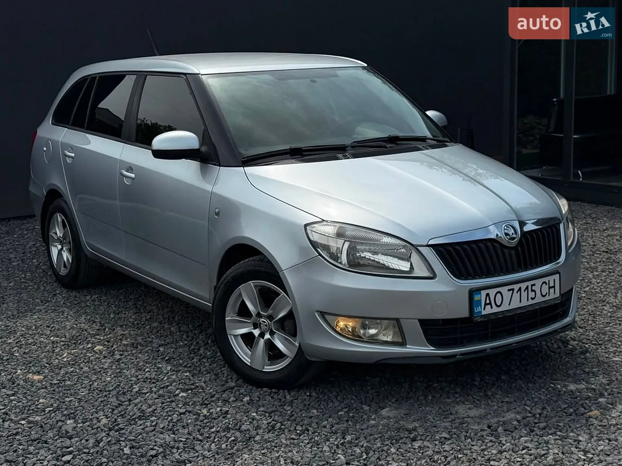 2012 Skoda Fabia - мініатюра 10