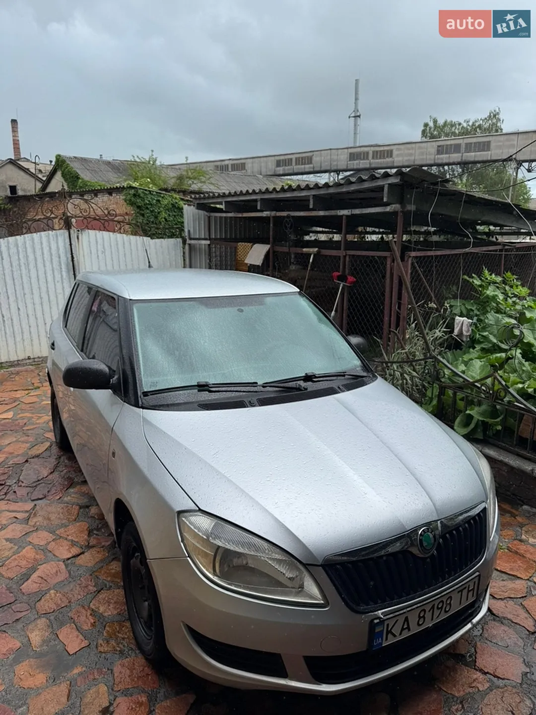 2012 Skoda Fabia - мініатюра 2