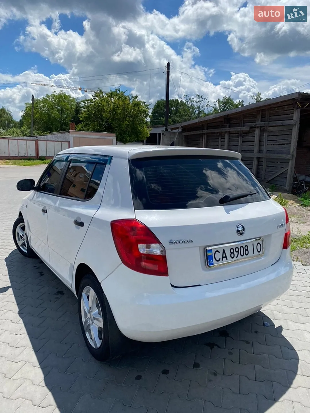 2014 Skoda Fabia - мініатюра 3
