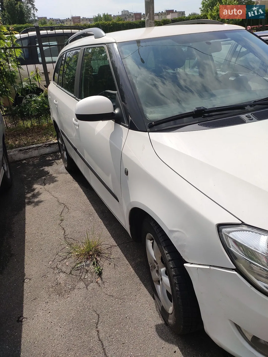 2011 Skoda Fabia - мініатюра 3