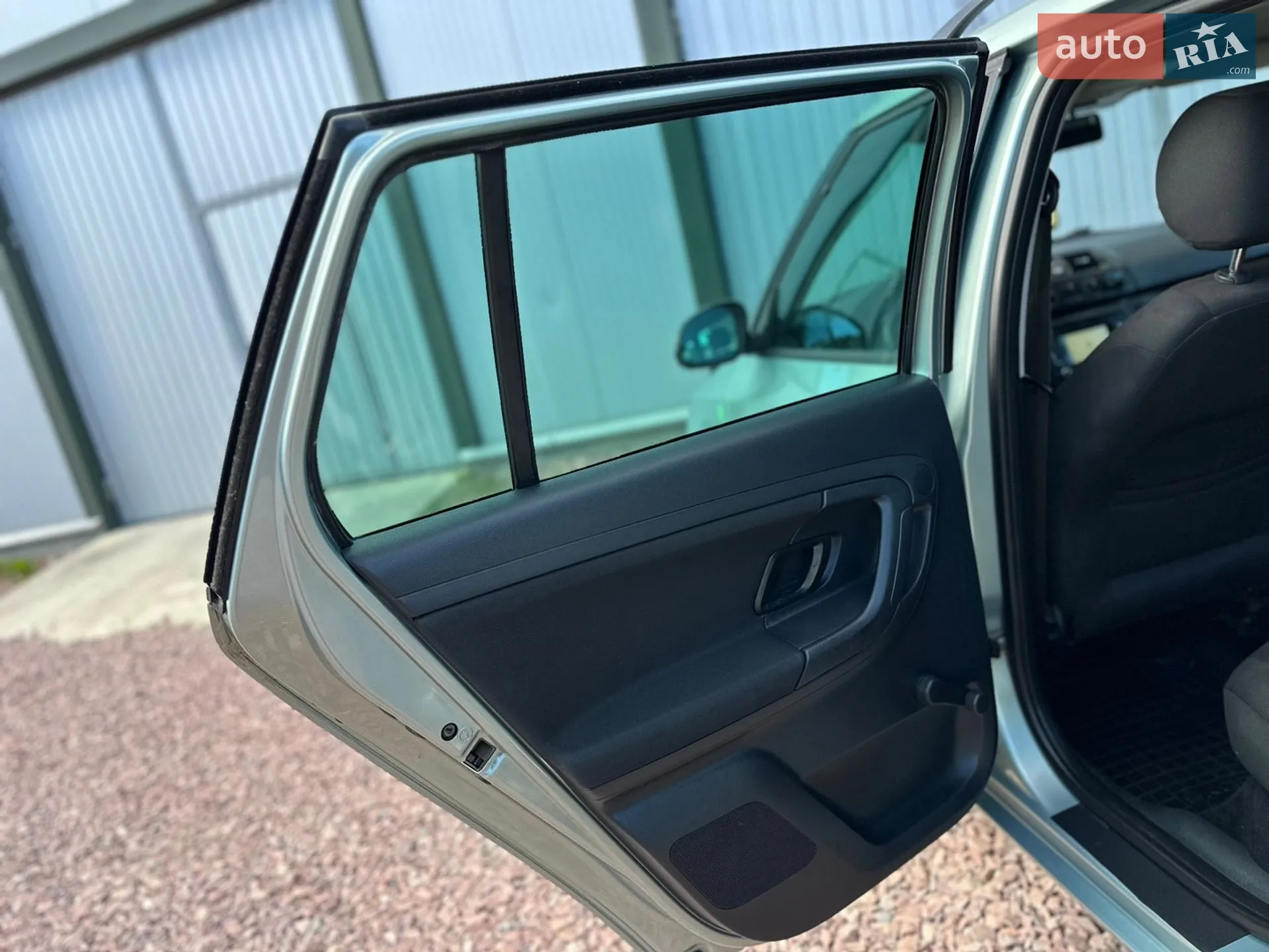 2011 Skoda Fabia - мініатюра 57