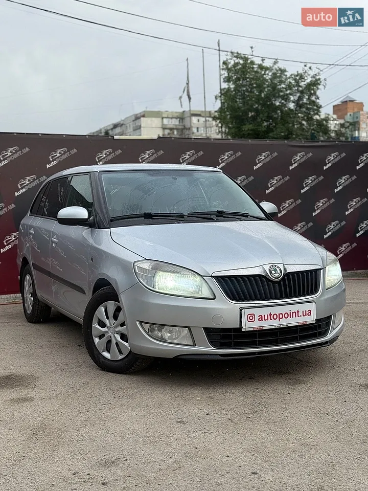 2011 Skoda Fabia - мініатюра 21