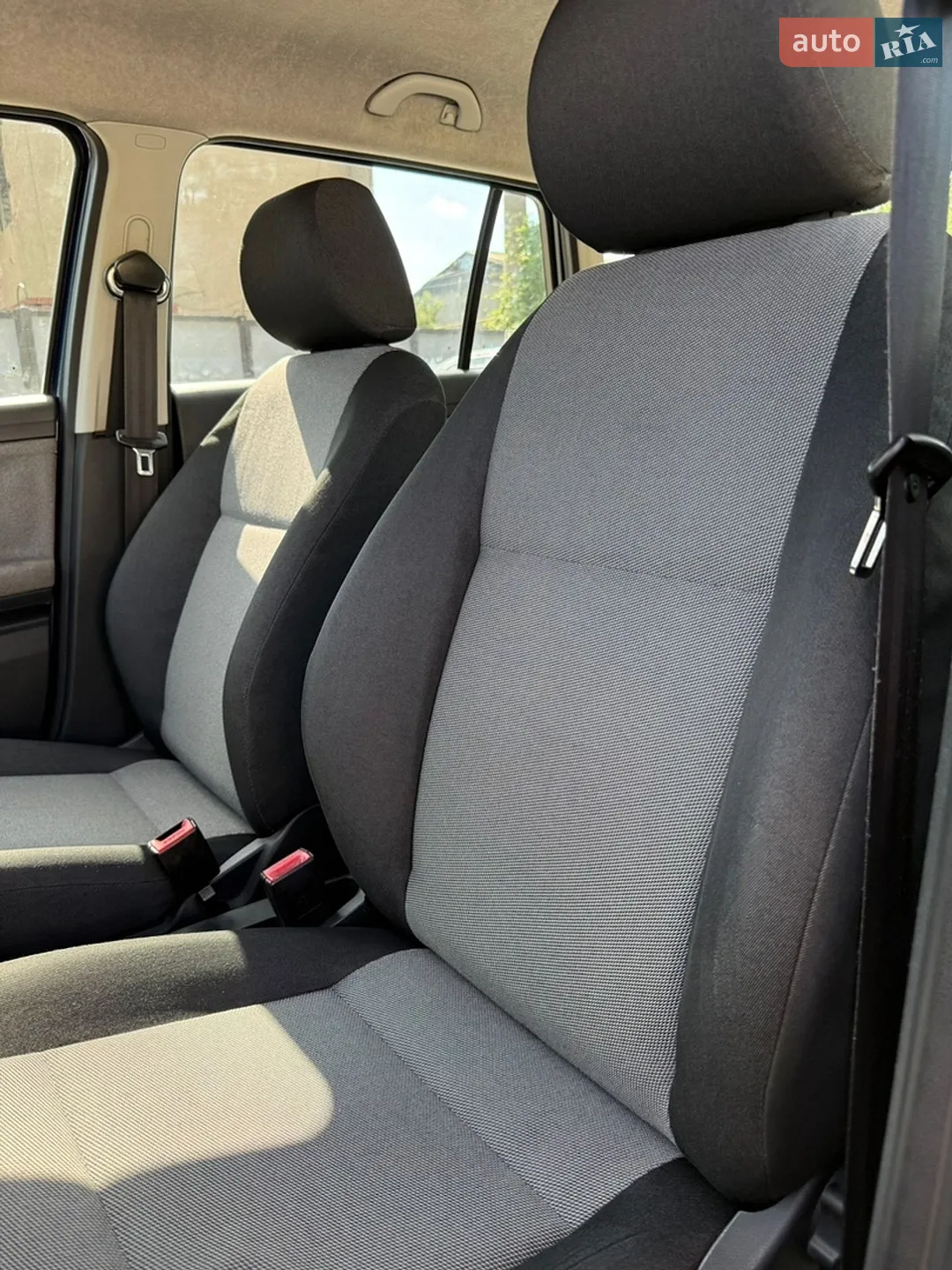 2010 Skoda Fabia - мініатюра 25