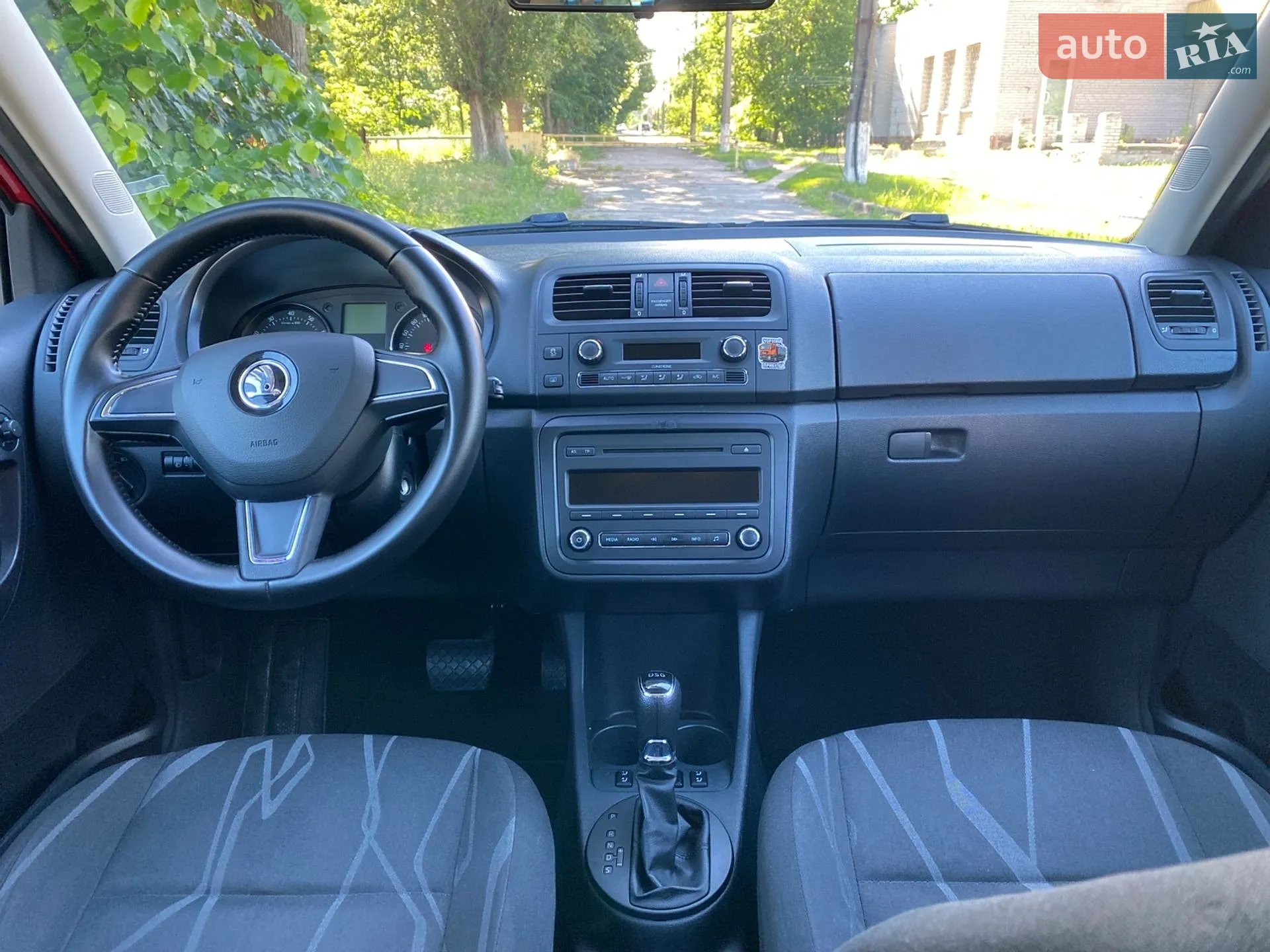 2014 Skoda Fabia - мініатюра 23