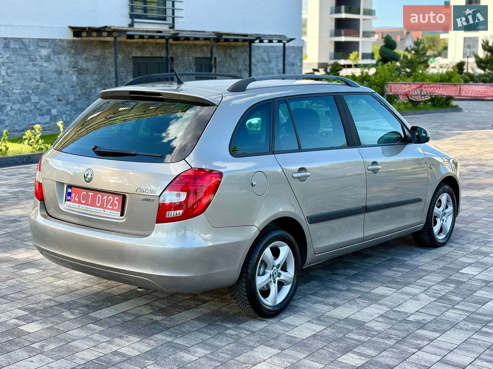 2013 Skoda Fabia - мініатюра 5