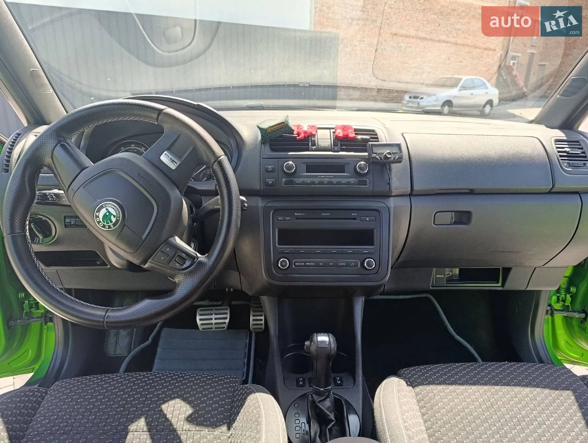 2010 Skoda Fabia - мініатюра 24
