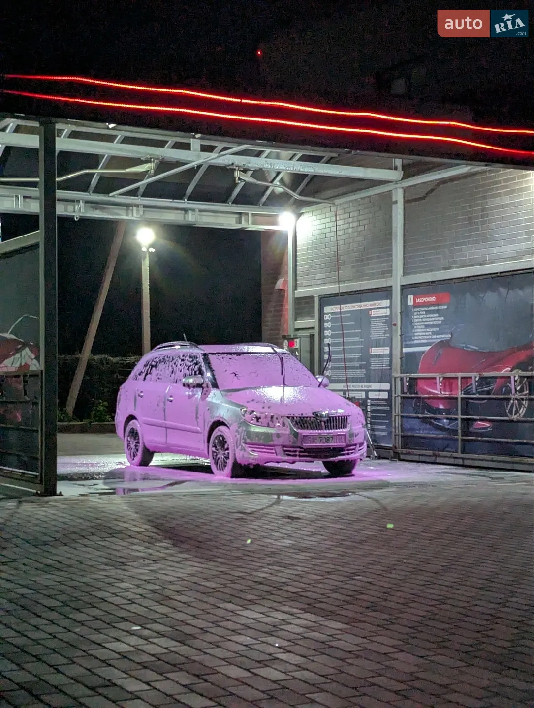 2011 Skoda Fabia - мініатюра 10