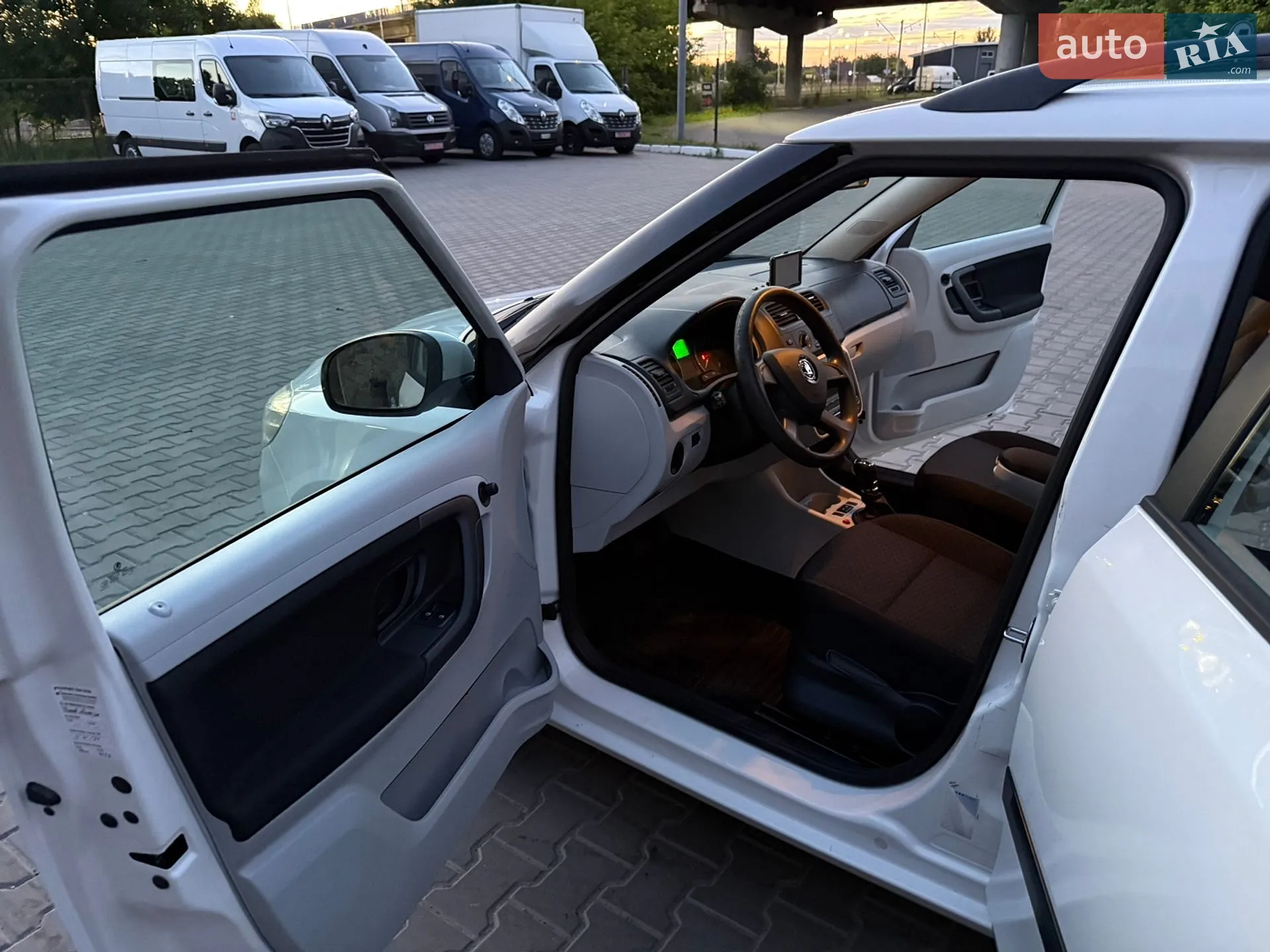 2013 Skoda Fabia - мініатюра 10