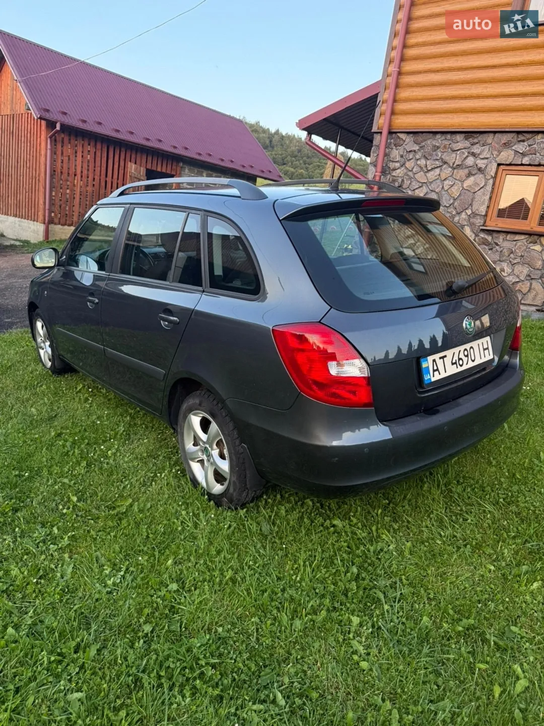 2010 Skoda Fabia - мініатюра 7