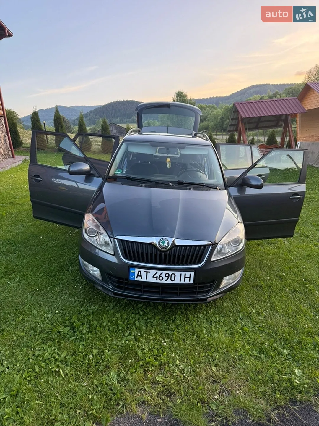 2010 Skoda Fabia - мініатюра 9