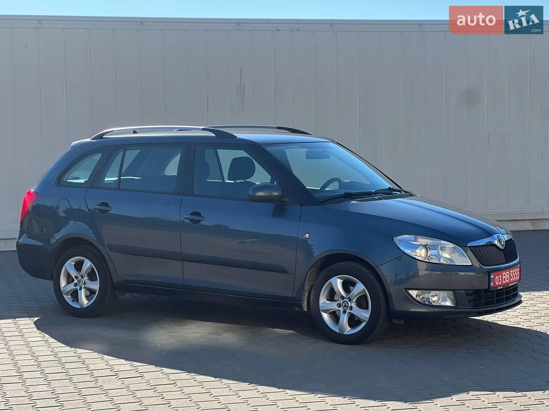 2011 Skoda Fabia - мініатюра 5
