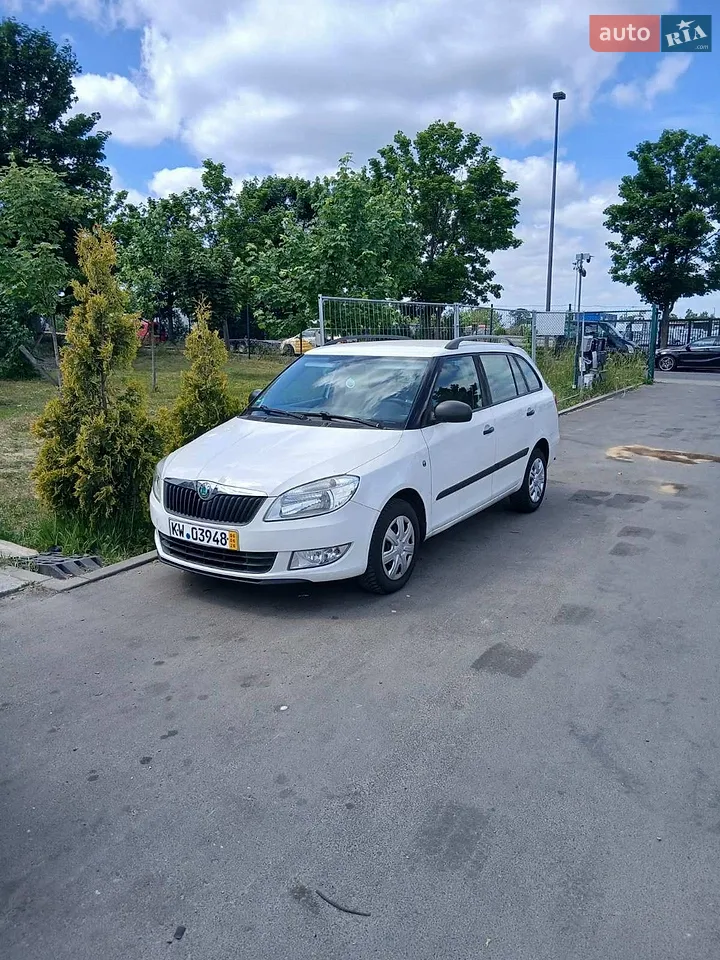 2014 Skoda Fabia - мініатюра 20