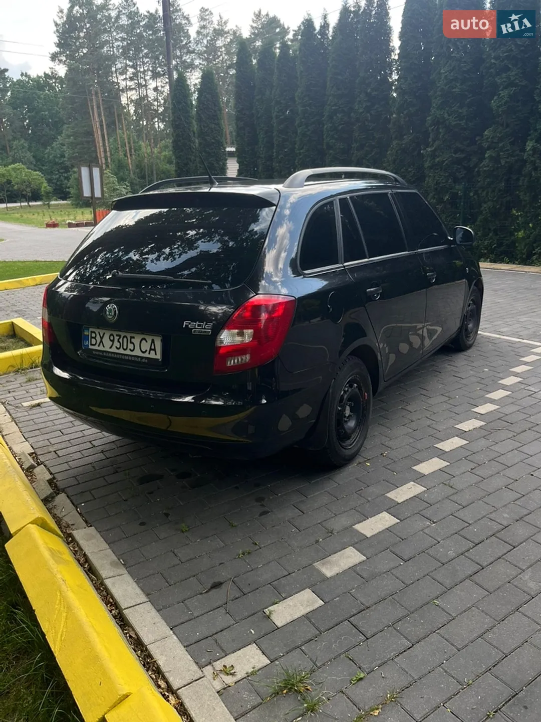 2011 Skoda Fabia - мініатюра 3