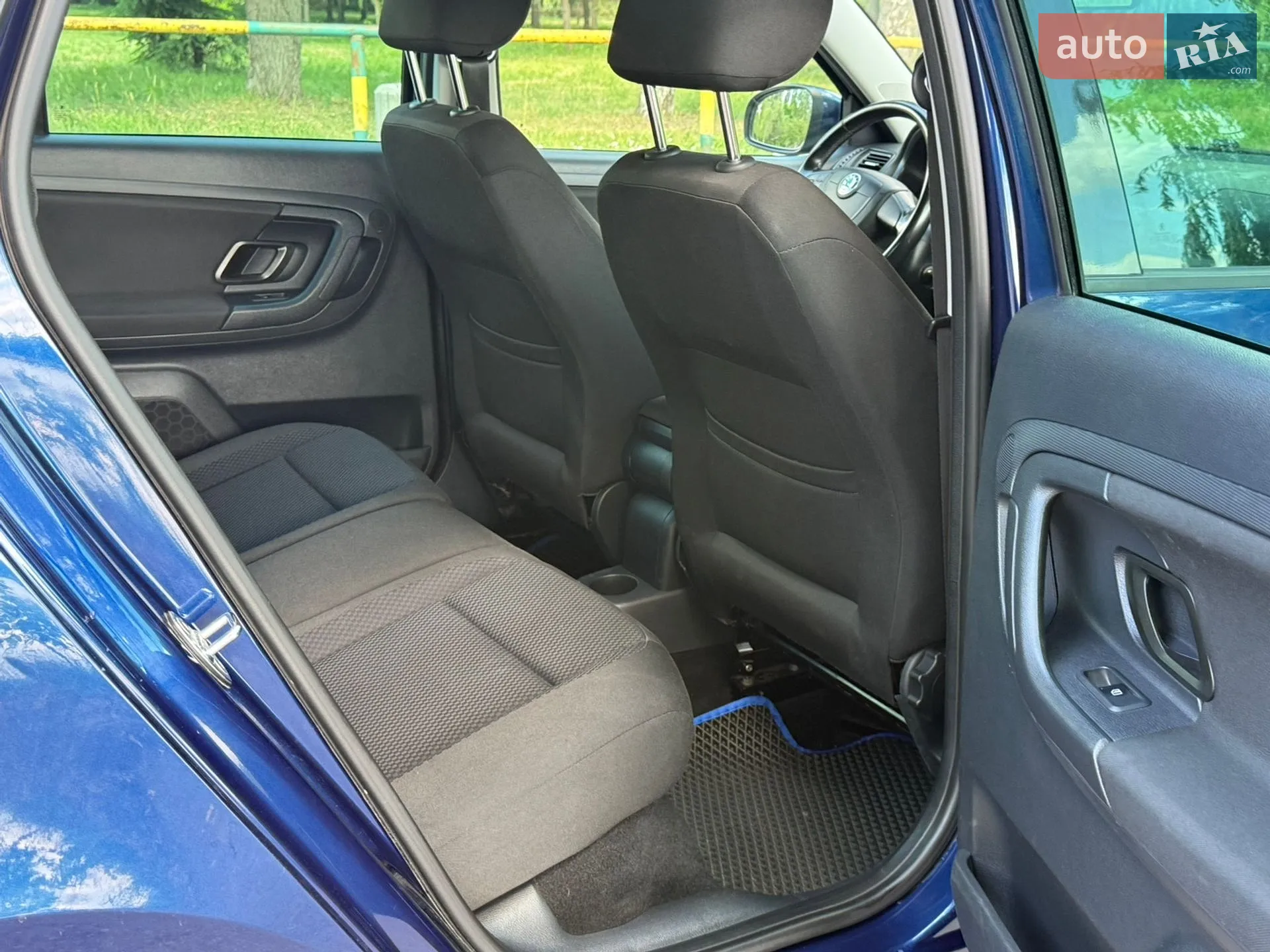 2011 Skoda Fabia - мініатюра 11