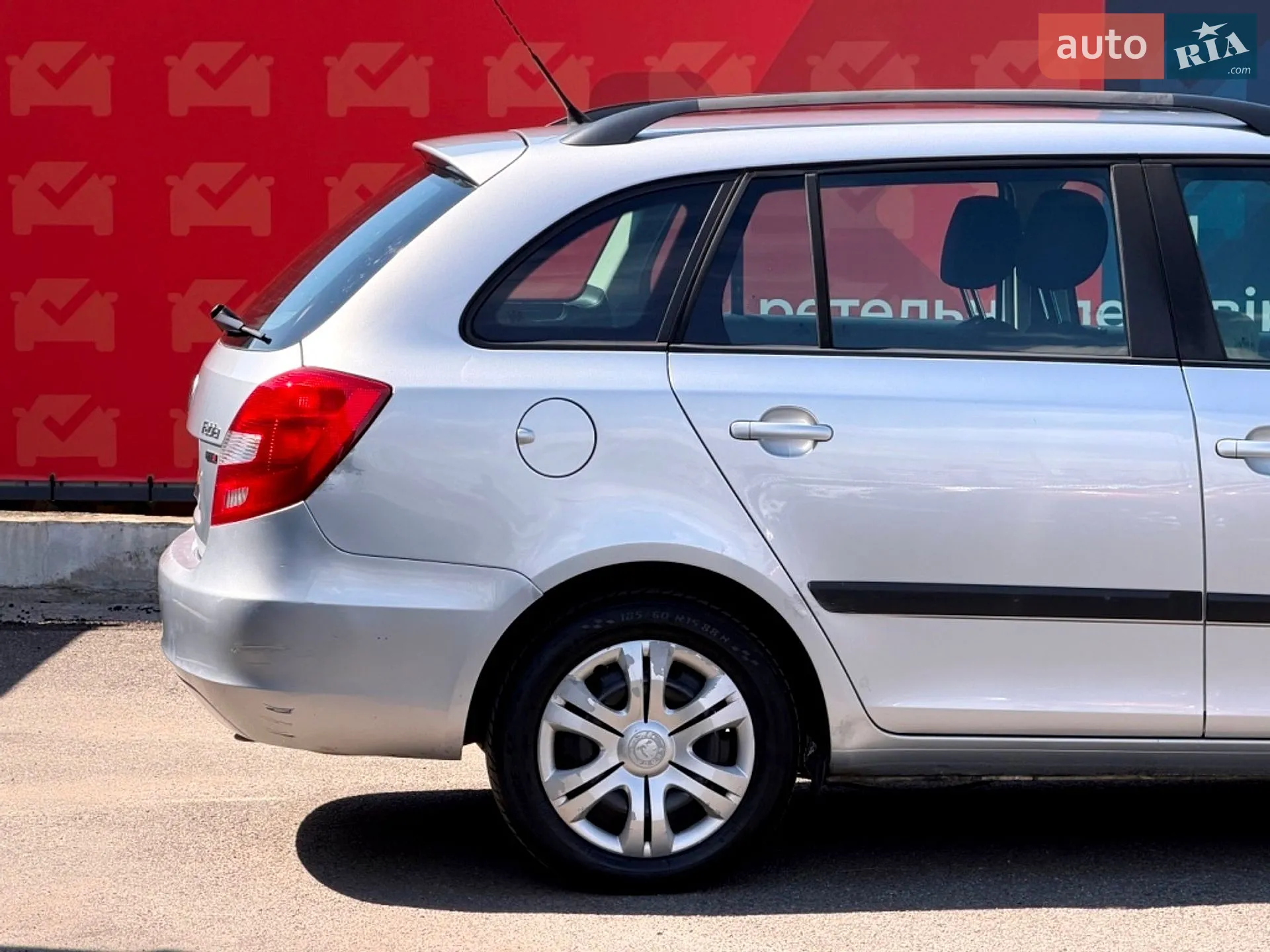 2012 Skoda Fabia - мініатюра 16