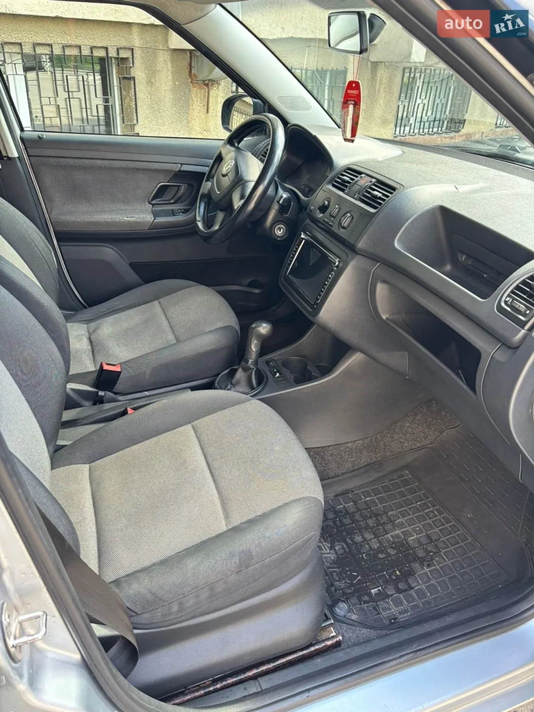 2010 Skoda Fabia - мініатюра 10