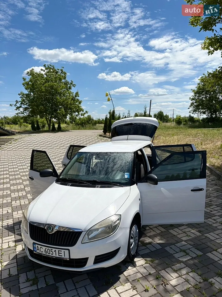 2010 Skoda Fabia - мініатюра 18