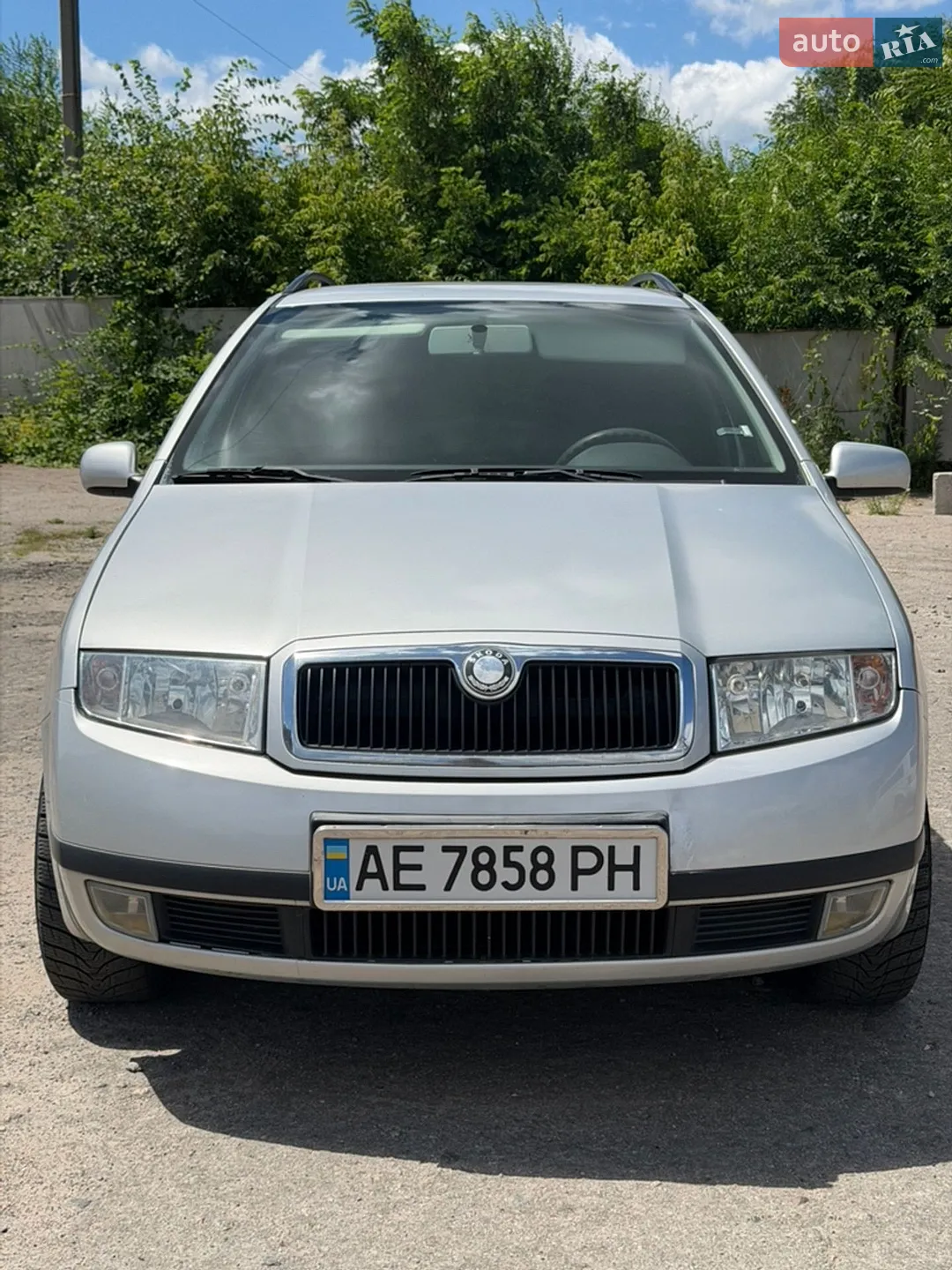 Skoda Fabia 2001 VIN TMBHC26YX23346111 фото оголошення 2 з 5