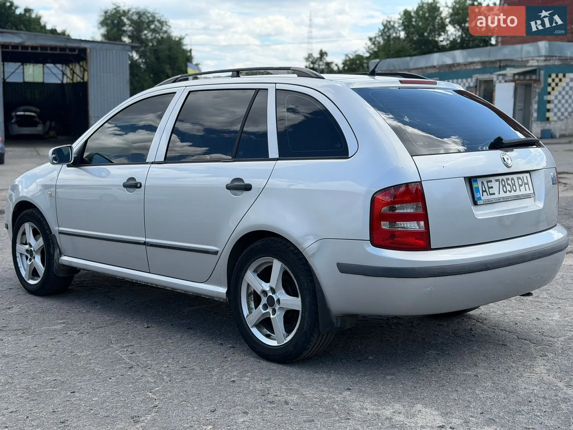 Skoda Fabia 2001 VIN TMBHC26YX23346111 фото оголошення 4 з 5