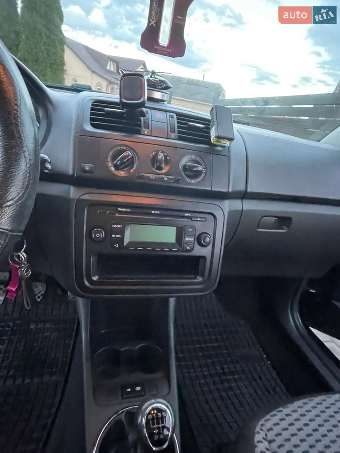 2010 Skoda Fabia - мініатюра 6