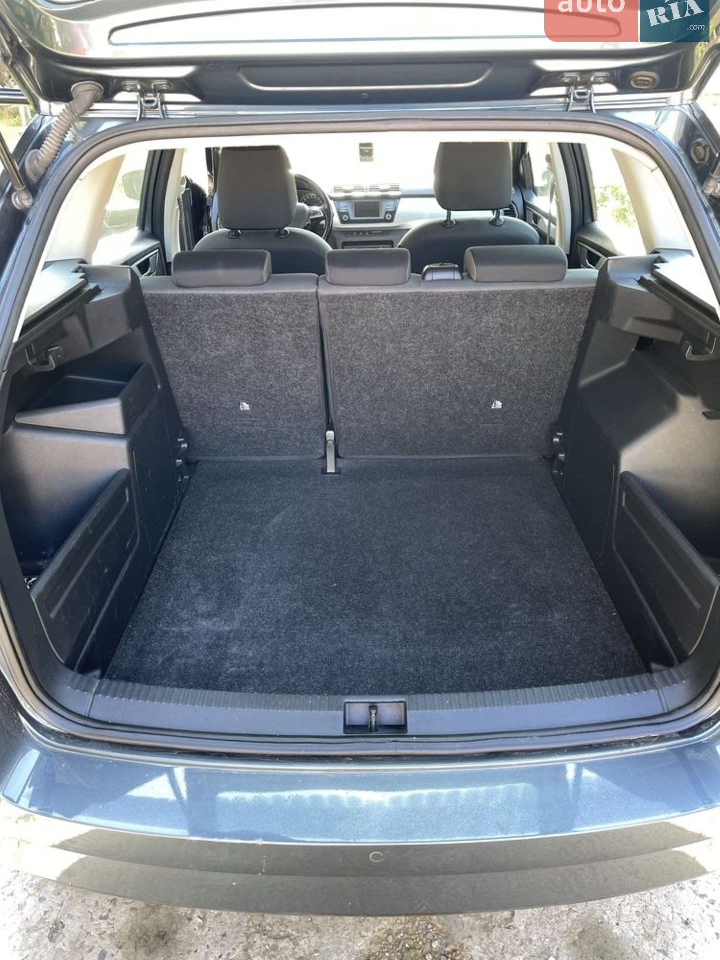 Skoda Fabia 2017 VIN TMBJB6NJ2JZ101900 фото оголошення 9 з 11
