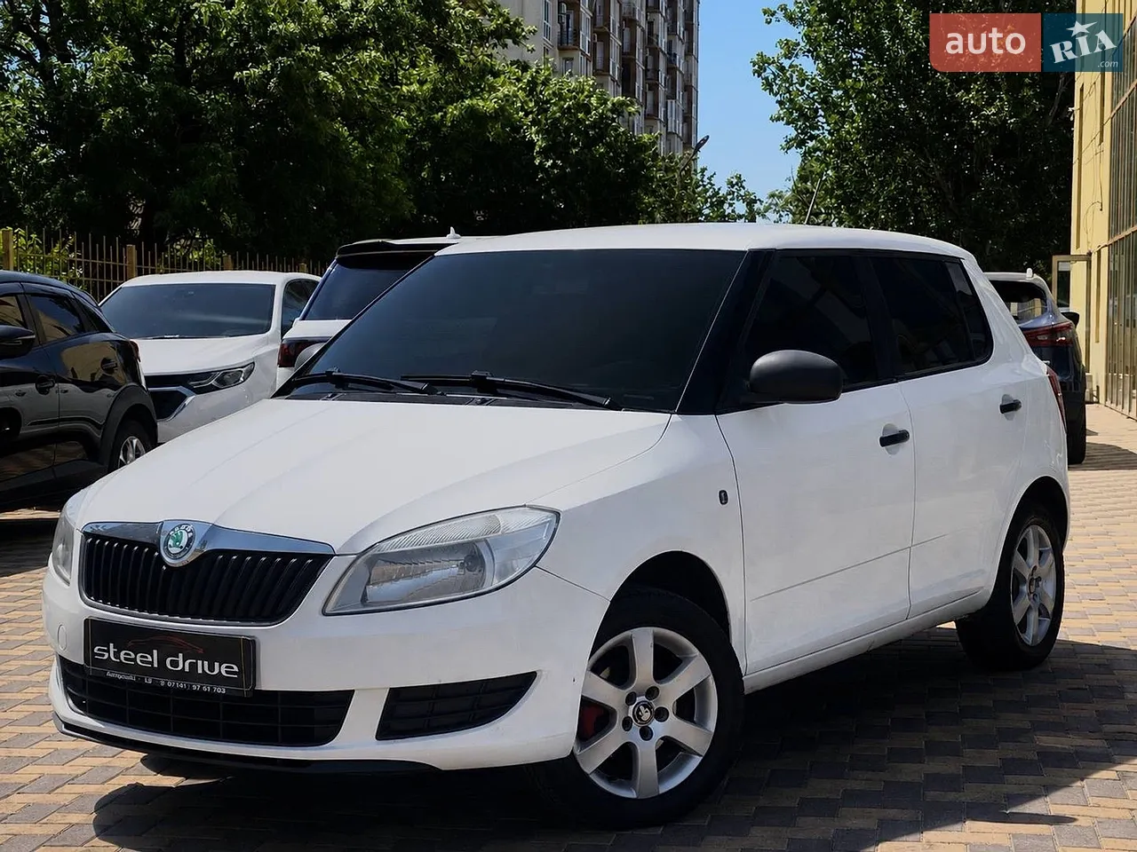 2010 Skoda Fabia - мініатюра 15