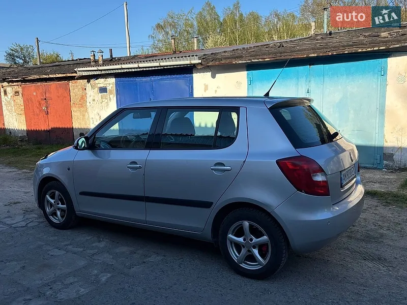 Skoda Fabia 2009 VIN TMBBF65JXA3102112 фото оголошення 7 з 49