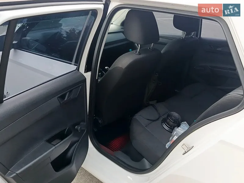 Skoda Fabia 2017 VIN TMBEB2NJ2JB500468 фото оголошення 29 з 75