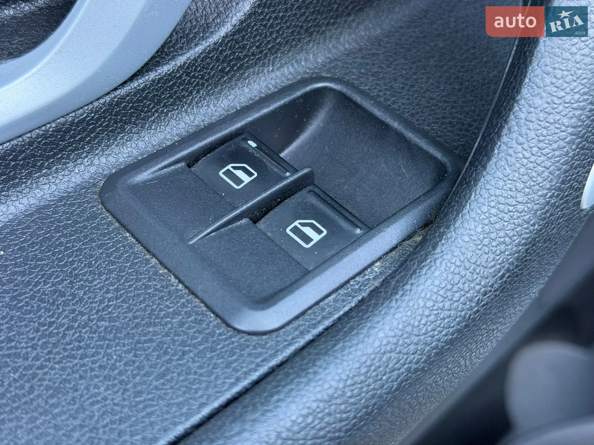 2010 Skoda Fabia - мініатюра 24