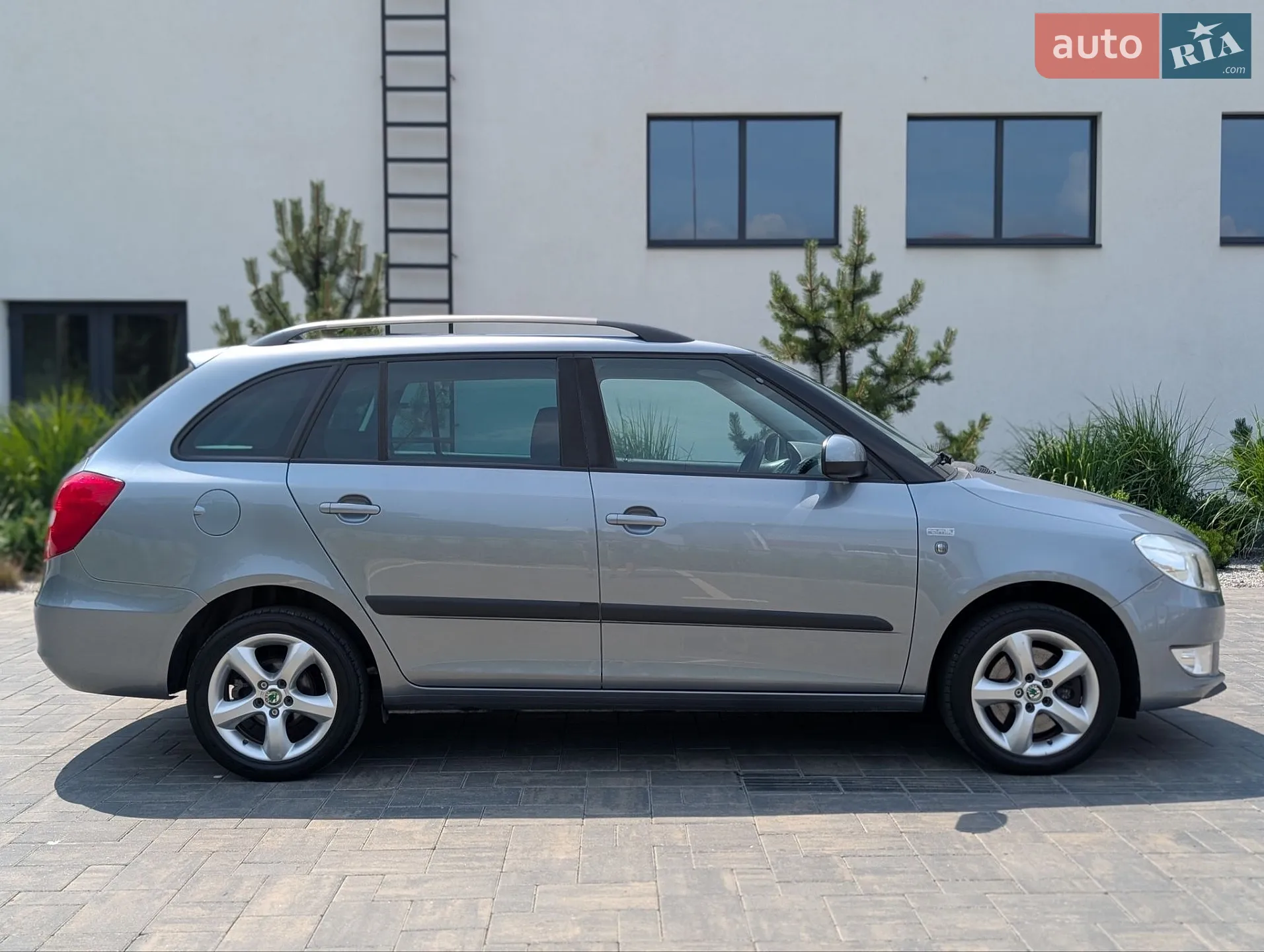 2012 Skoda Fabia - мініатюра 8