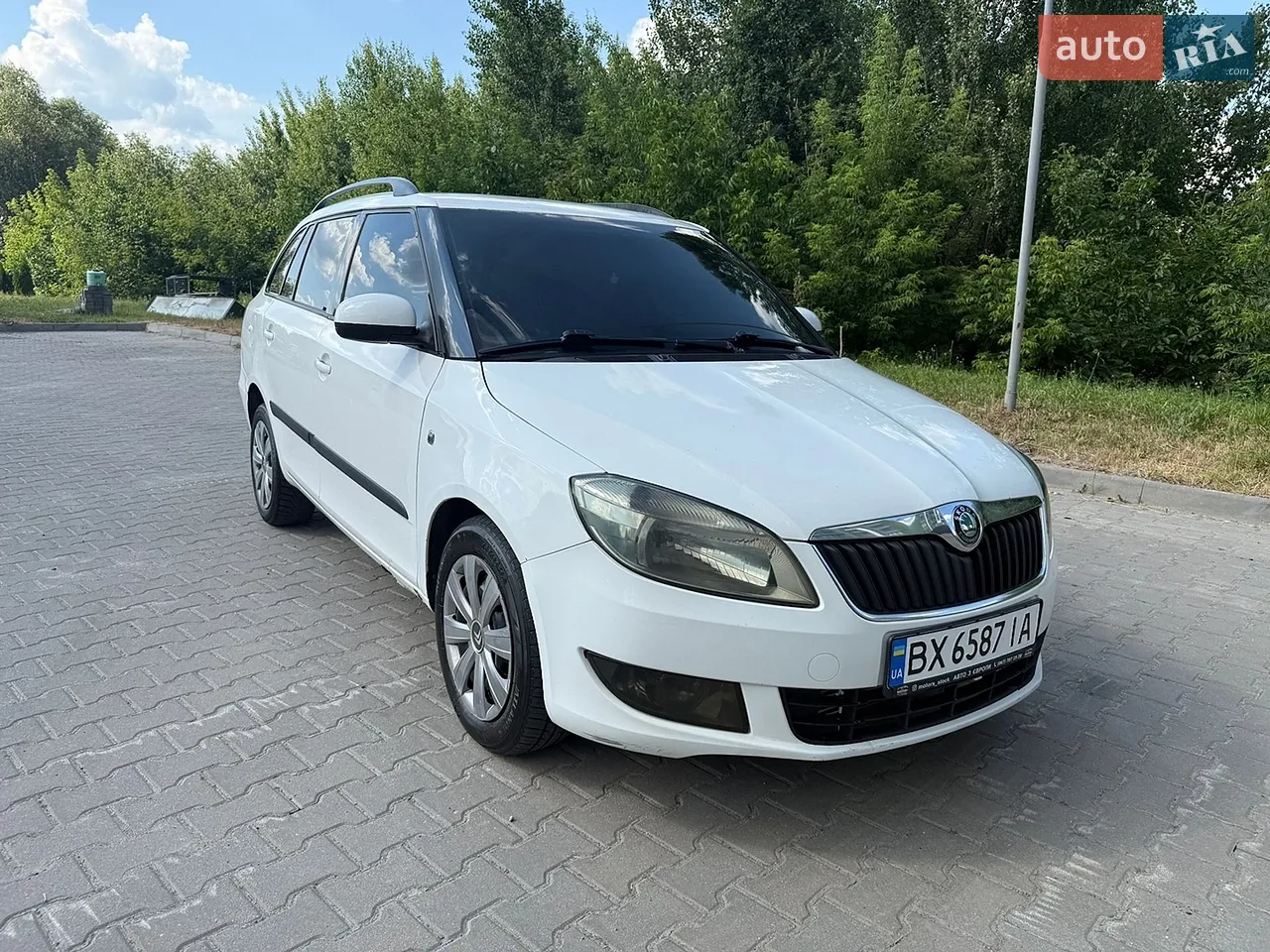 2010 Skoda Fabia - мініатюра 19
