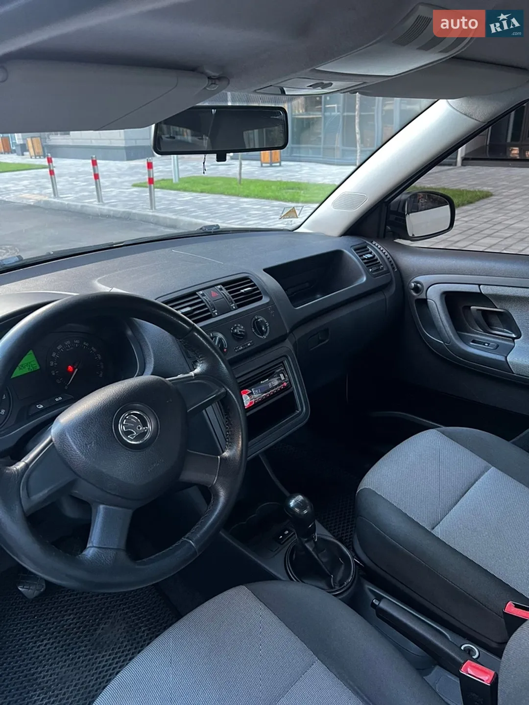 2013 Skoda Fabia - мініатюра 7