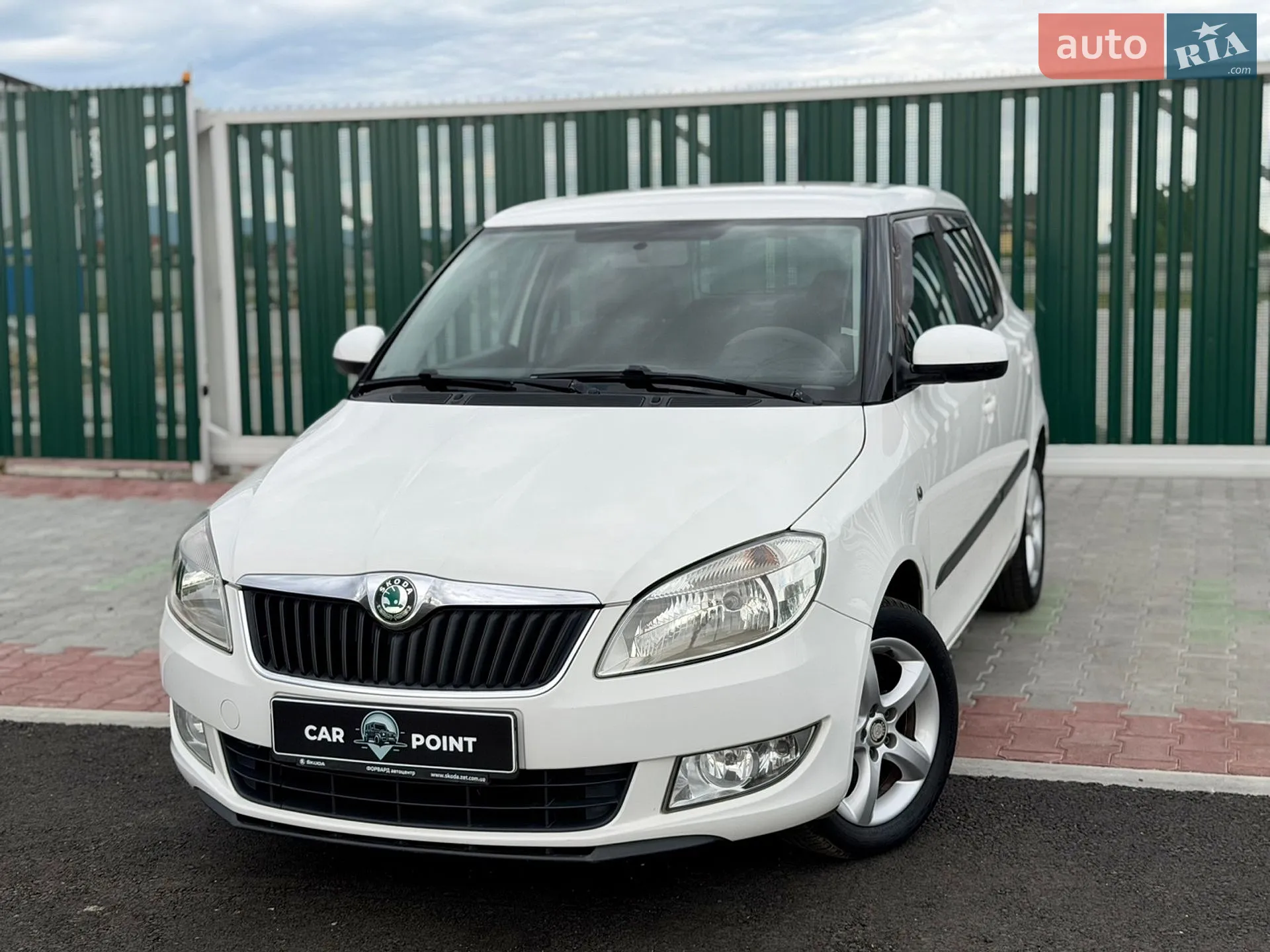 2012 Skoda Fabia - мініатюра 2
