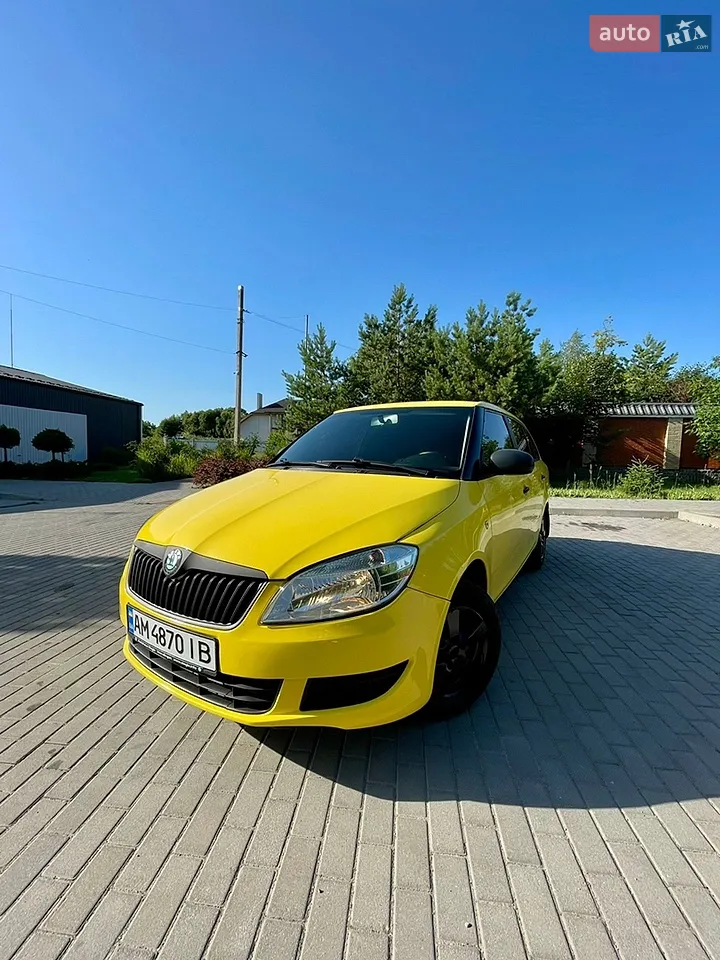 2010 Skoda Fabia - мініатюра 15