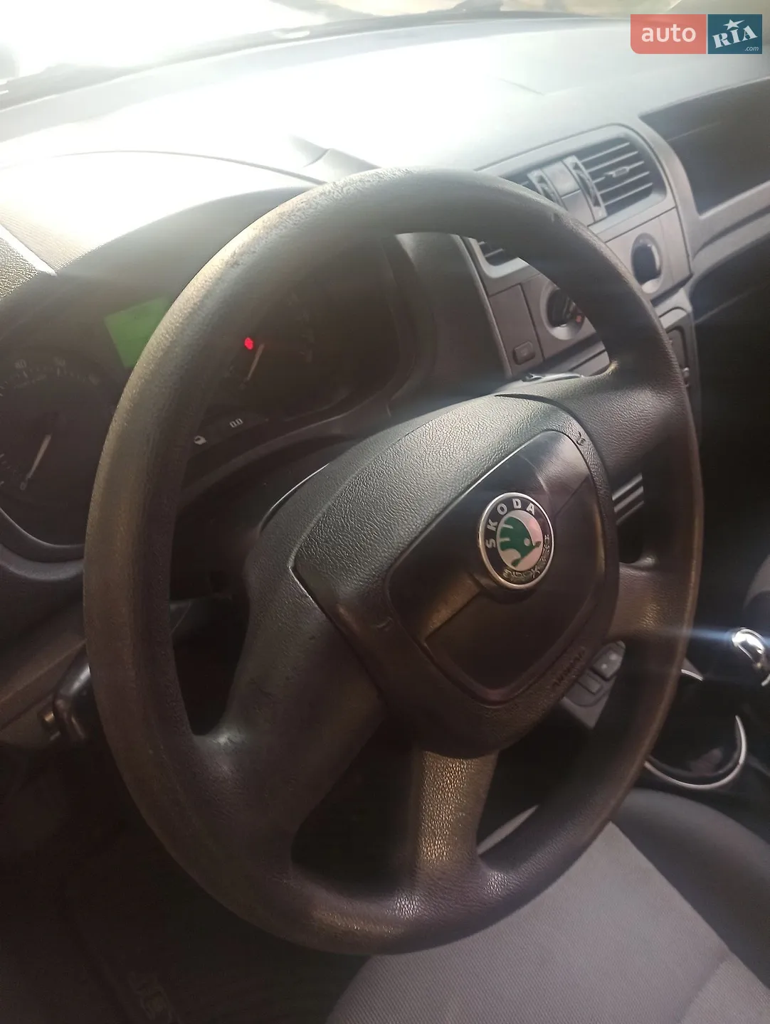 2011 Skoda Fabia - мініатюра 15