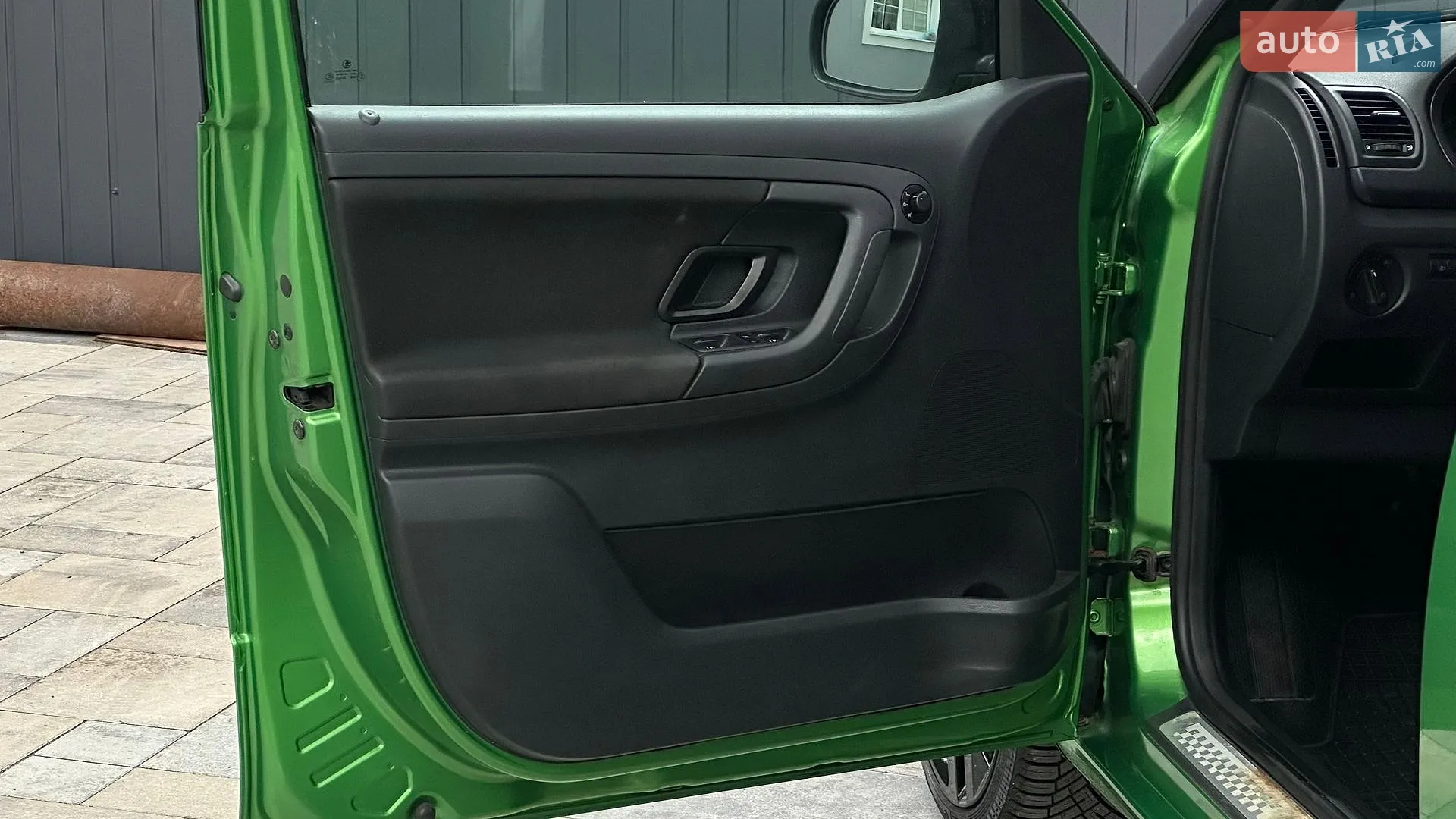 2010 Skoda Fabia - мініатюра 51