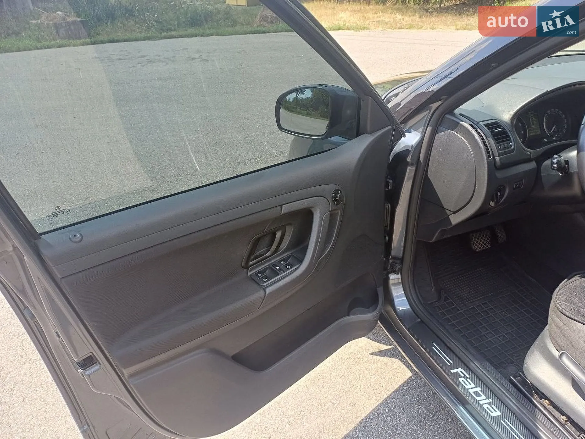 2010 Skoda Fabia - мініатюра 14