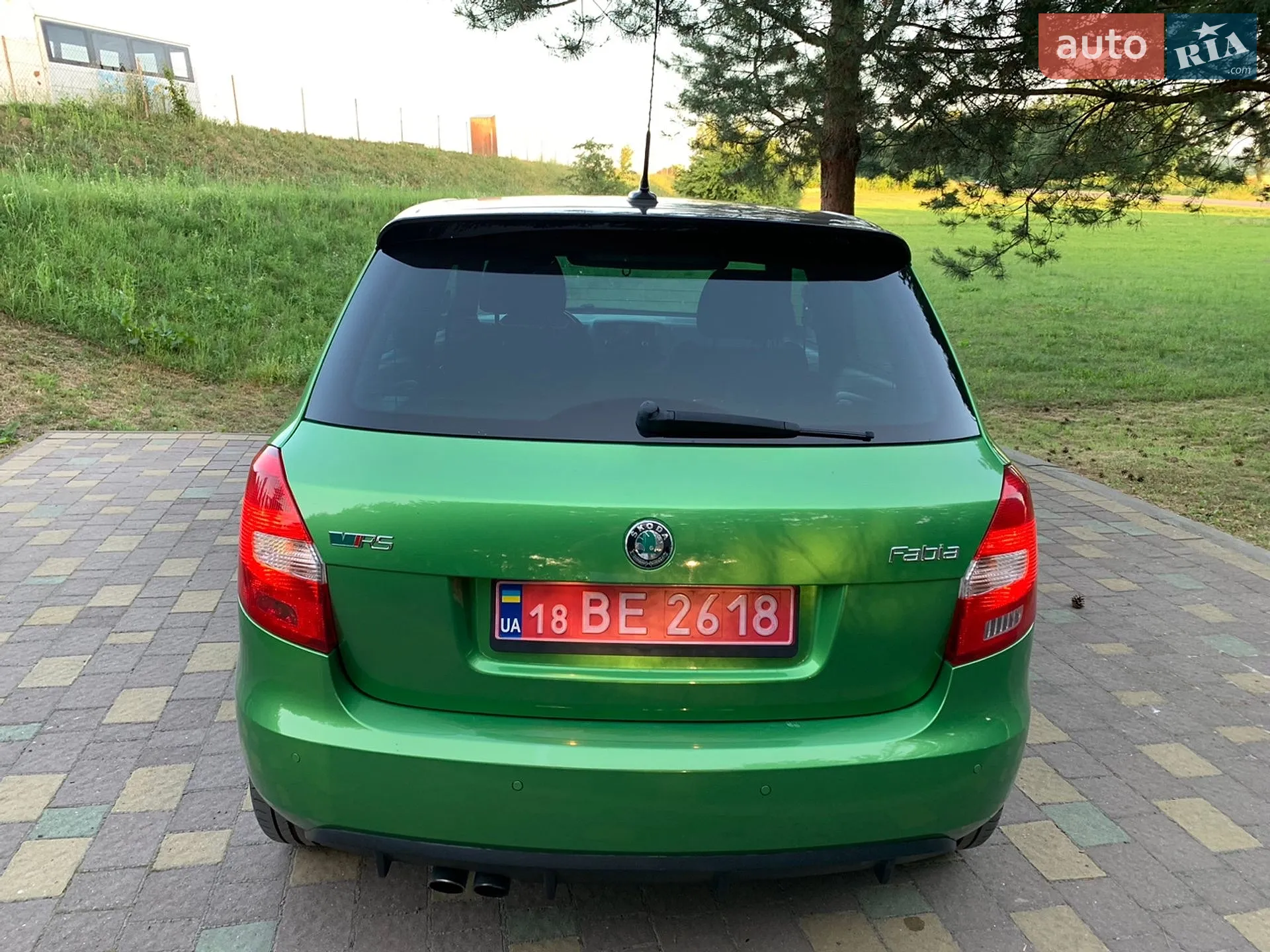 2011 Skoda Fabia - мініатюра 12