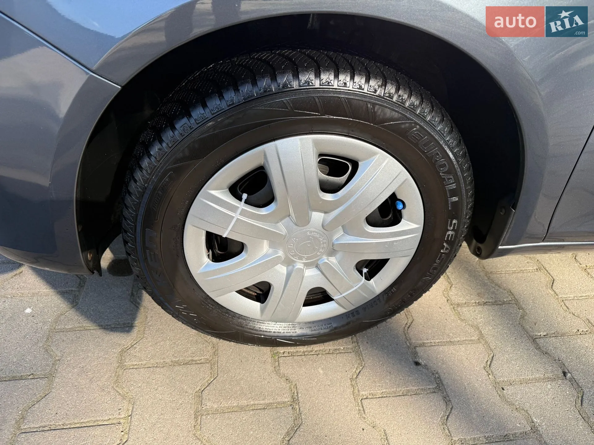 2010 Skoda Fabia - мініатюра 22