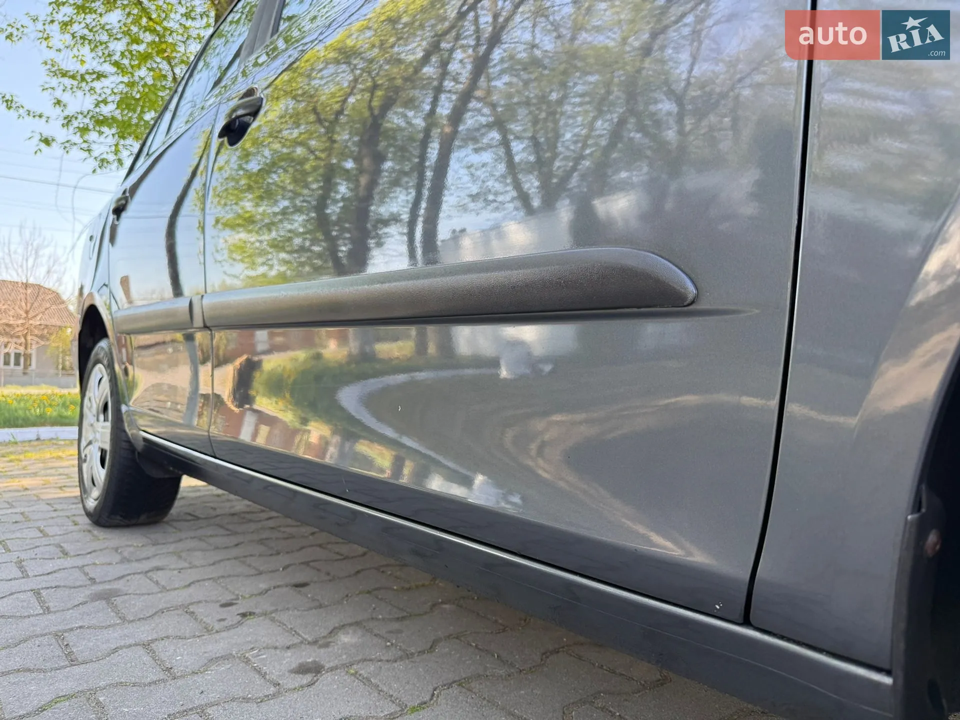 2010 Skoda Fabia - мініатюра 36