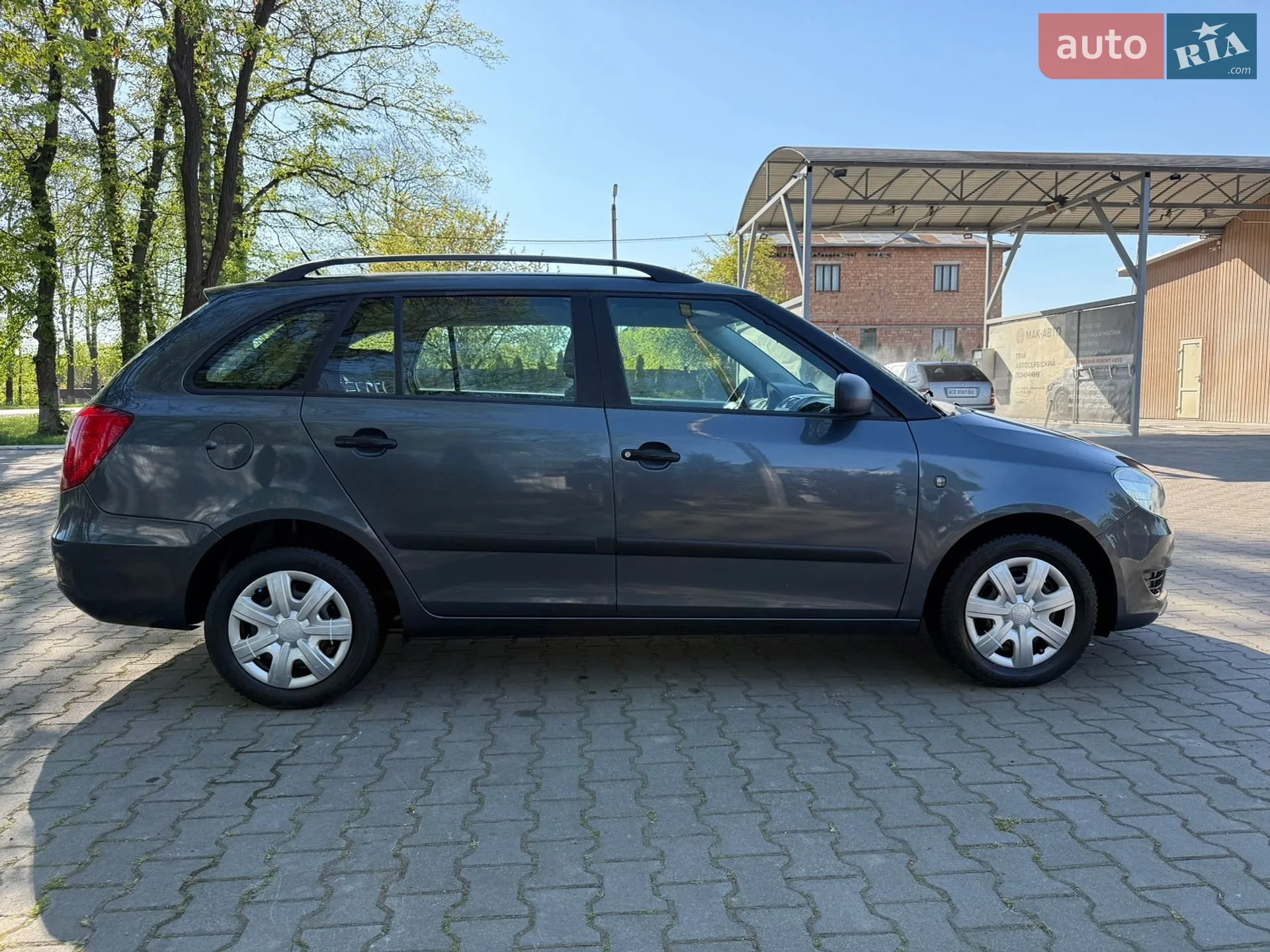 2010 Skoda Fabia - мініатюра 45