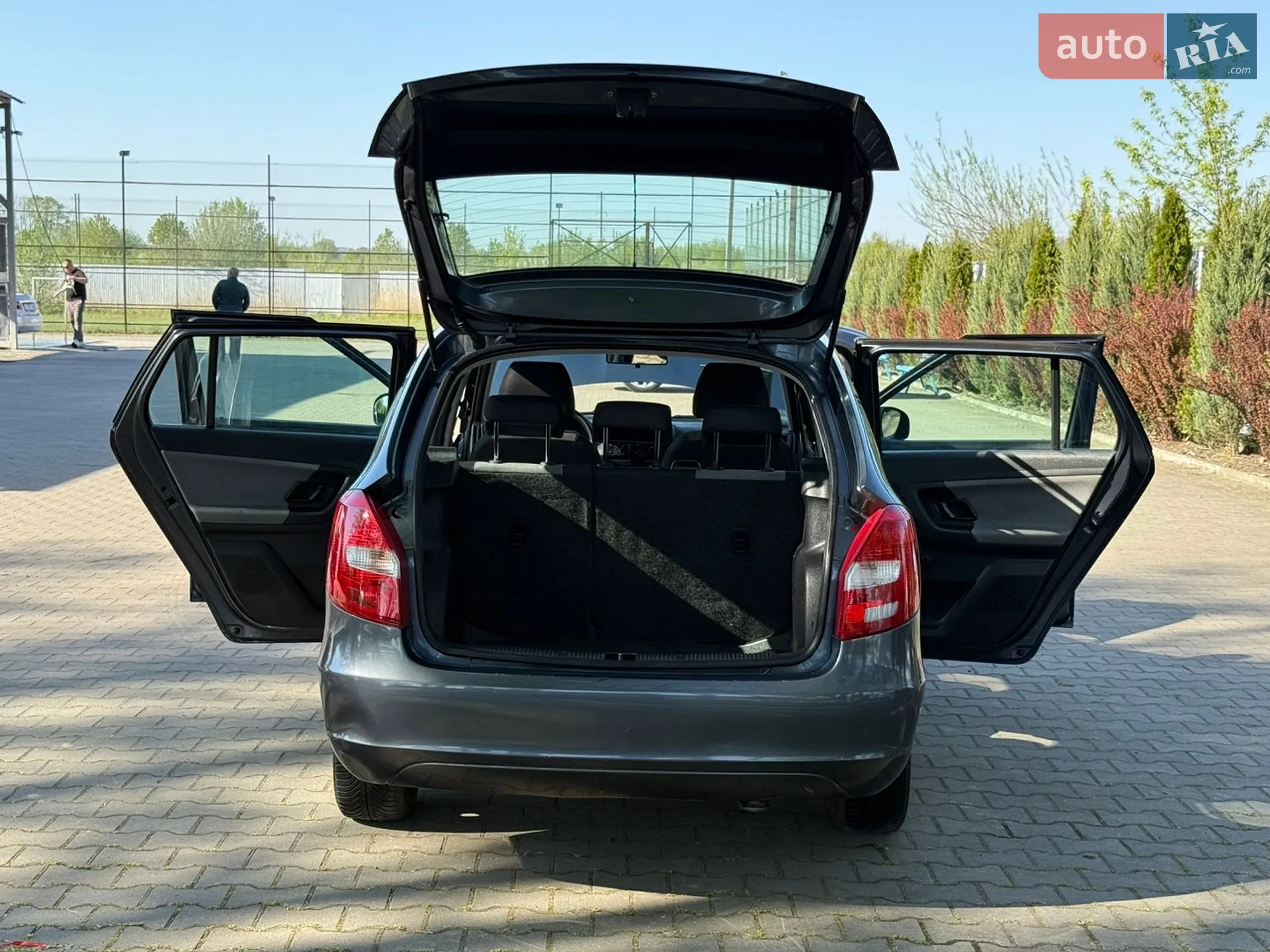 2010 Skoda Fabia - мініатюра 104