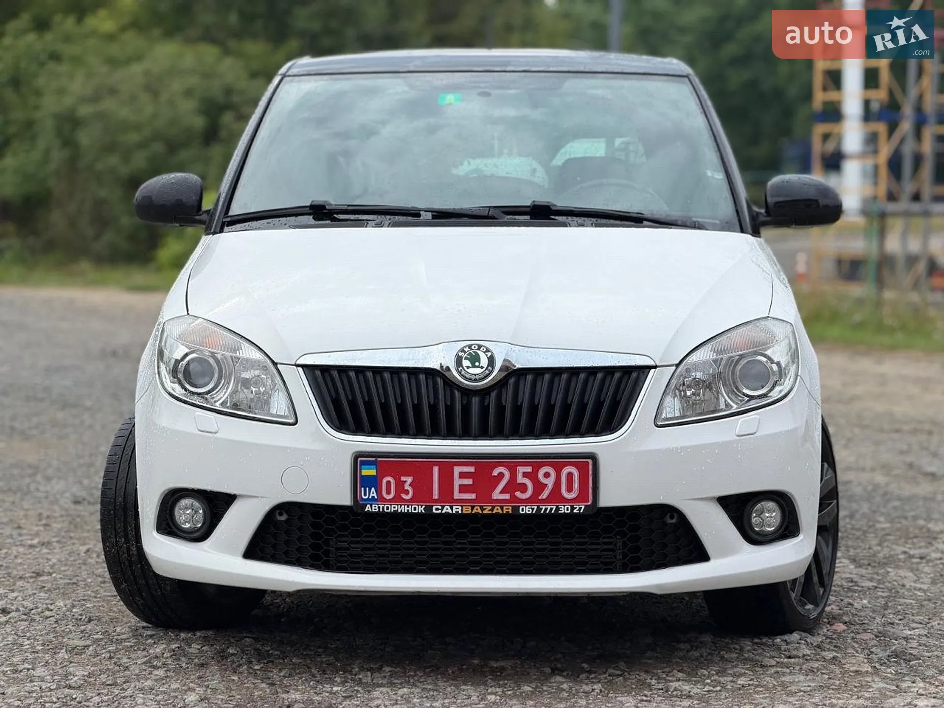 2011 Skoda Fabia - мініатюра 10